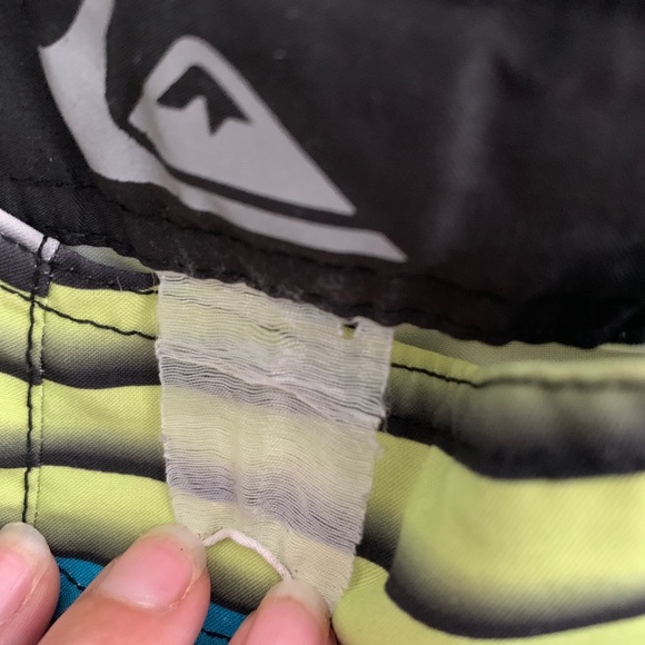 Quicksilver board shorts. Size tag unreadable. - Picture 16 of 16